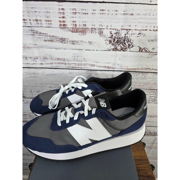 New Balance 237 MS237MCN Men's size 13 Grey white lifestyle Retro Sneakers - Picture 3 of 6